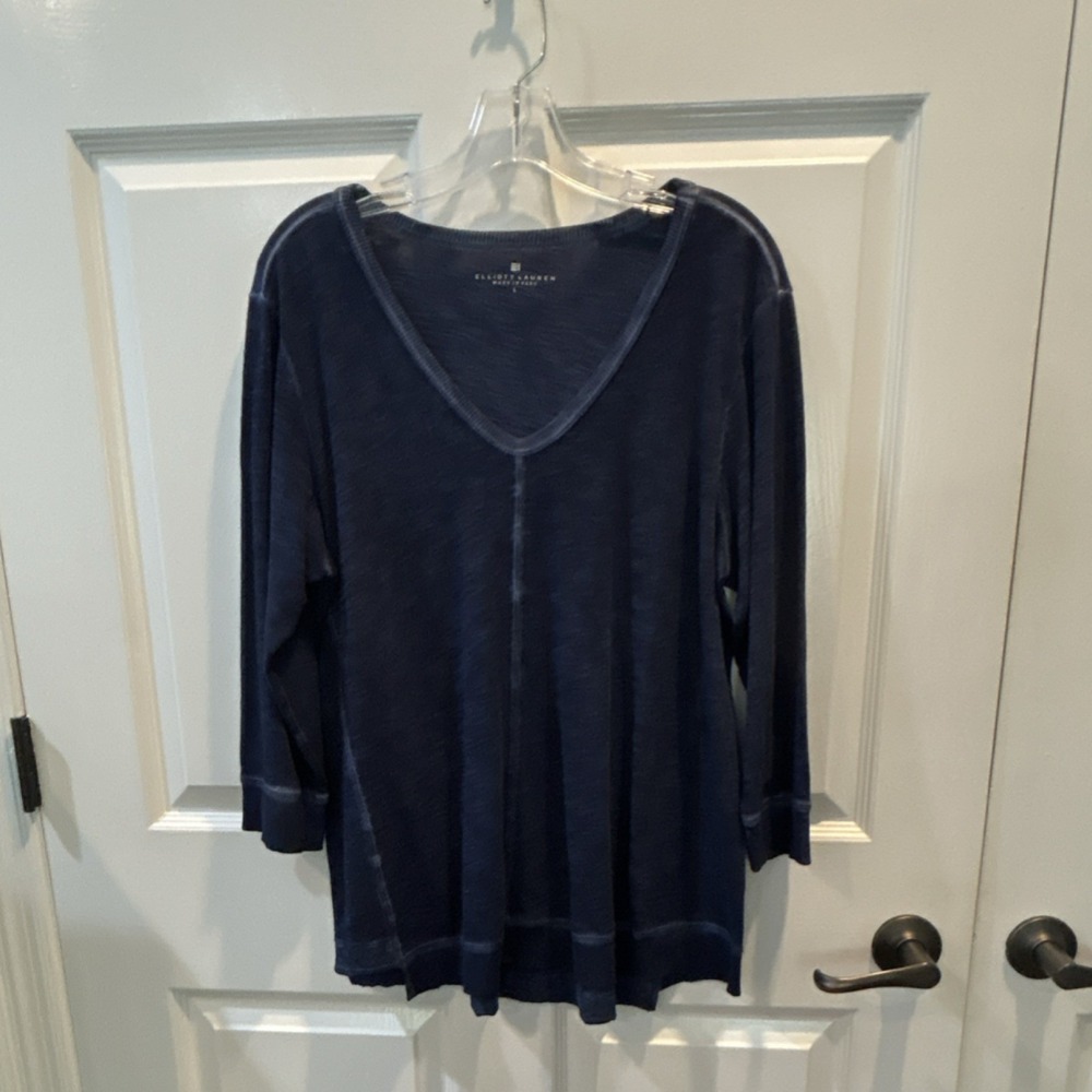 NWOT Elliott  Lauren Navy Blue Knit V-Neck Long Sleeve Pullover Top L